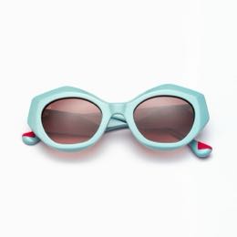 Paire de lunettes à monture turquoise